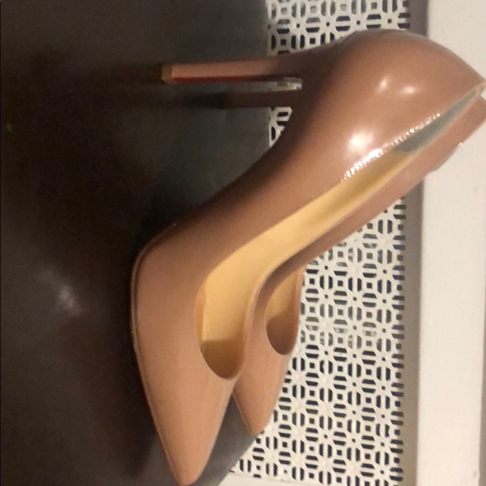 Size 6.5 Louboutin